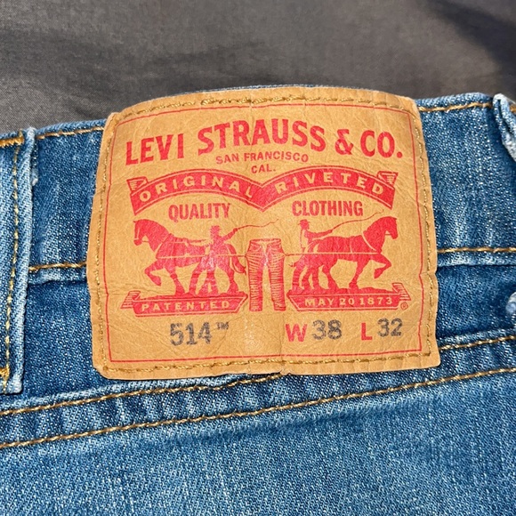 Levi’s Men 514 Straight Fit Denim Jeans - Picture 4 of 6